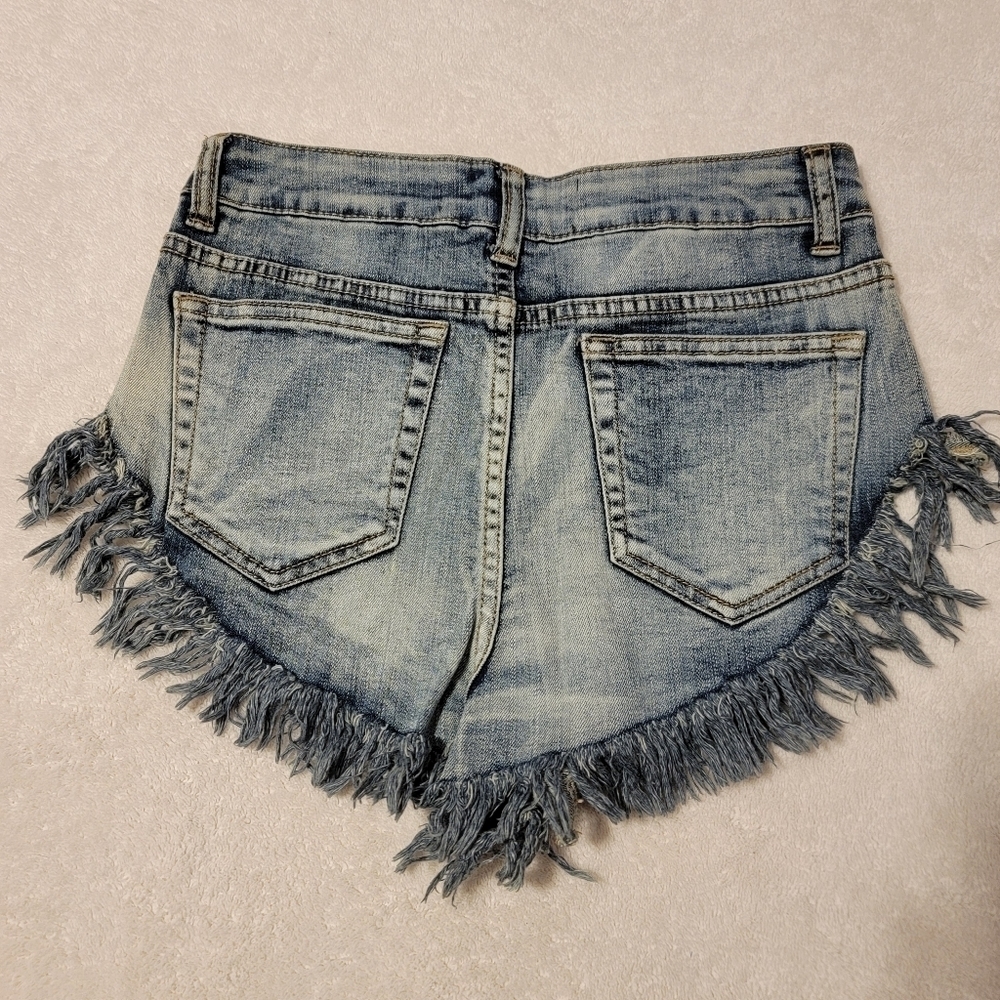 Missguided Denim Short Shorts Size 6 - Picture 2 of 3